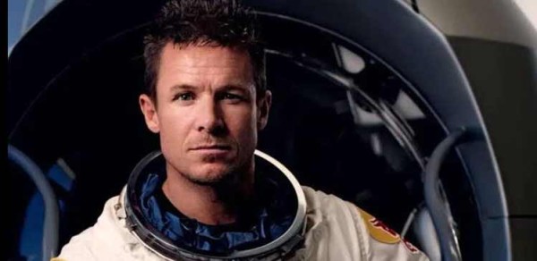 سبب وفاة فيليكس باومغارنتر بالتفصيل ومن هو قافز مضلات ورائد فضاء نمساوي ويكيبيديا