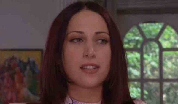 من هي لونا الحسن ويكيبيديا عمرها، زوجها، أصلها، السيرة الذاتية الكاملة